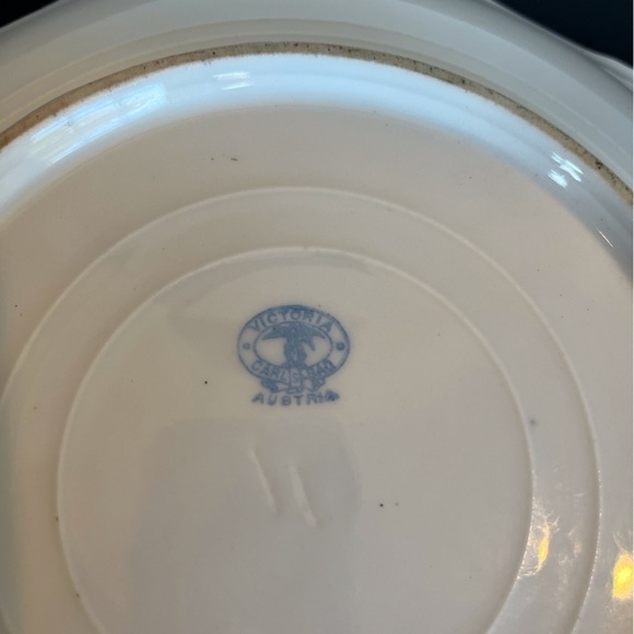 Antique Victoria Carlsbad Plate - Hunting Dogs  Made in Austria - Picture 10 of 13